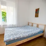 شقة Schieszl 2 *